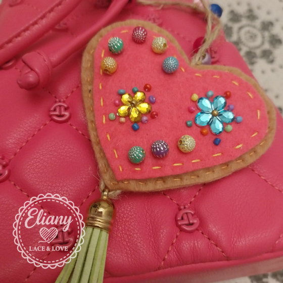Charms per borse o portachiavi cuore con perline